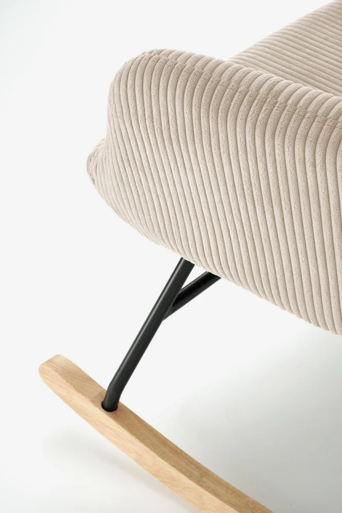 upholstered-furniture-lounge-chairs-lounge-chair-belmiro-6