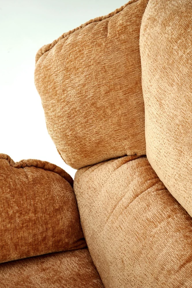 upholstered-furniture-lounge-chairs-lounge-chair-guido-5