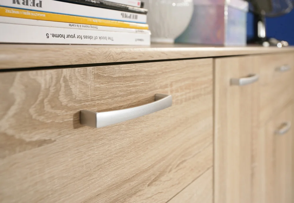 dlya-gostinoy-komody-komod-niko-nikk35-sonoma-2