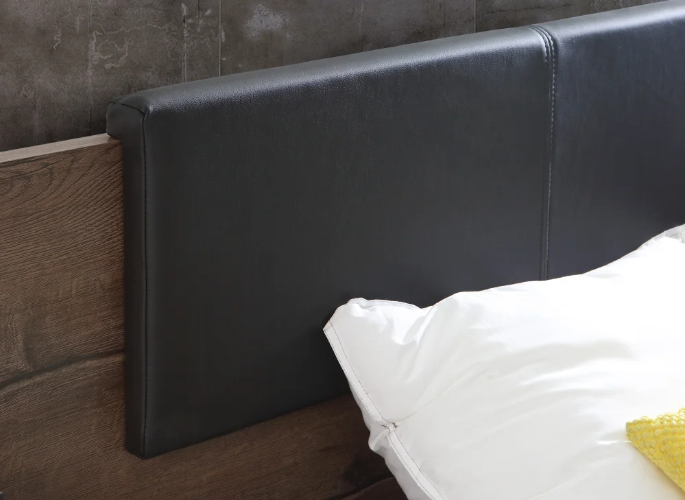 dlya-spalni-krovati-krovat-chilly-hill1162-prikrovatnye-tumbochki-5