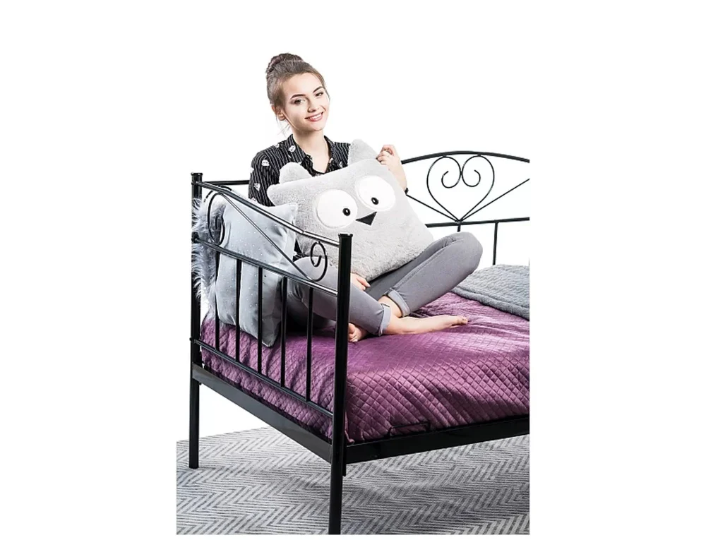 dlya-spalni-krovati-krovat-birma-2
