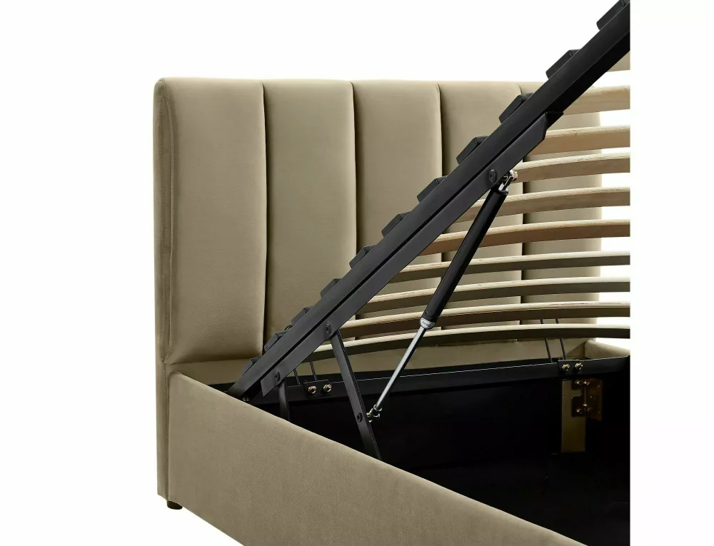 bedroom-beds-bed-montreal-90-7