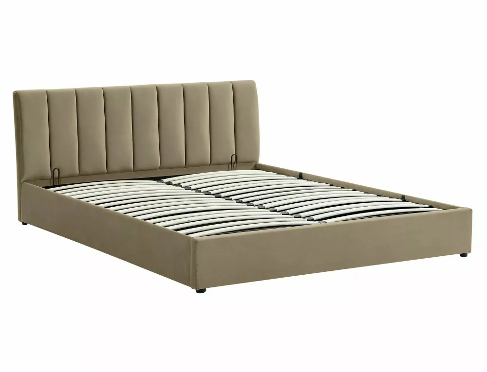 bedroom-beds-bed-montreal-120-4