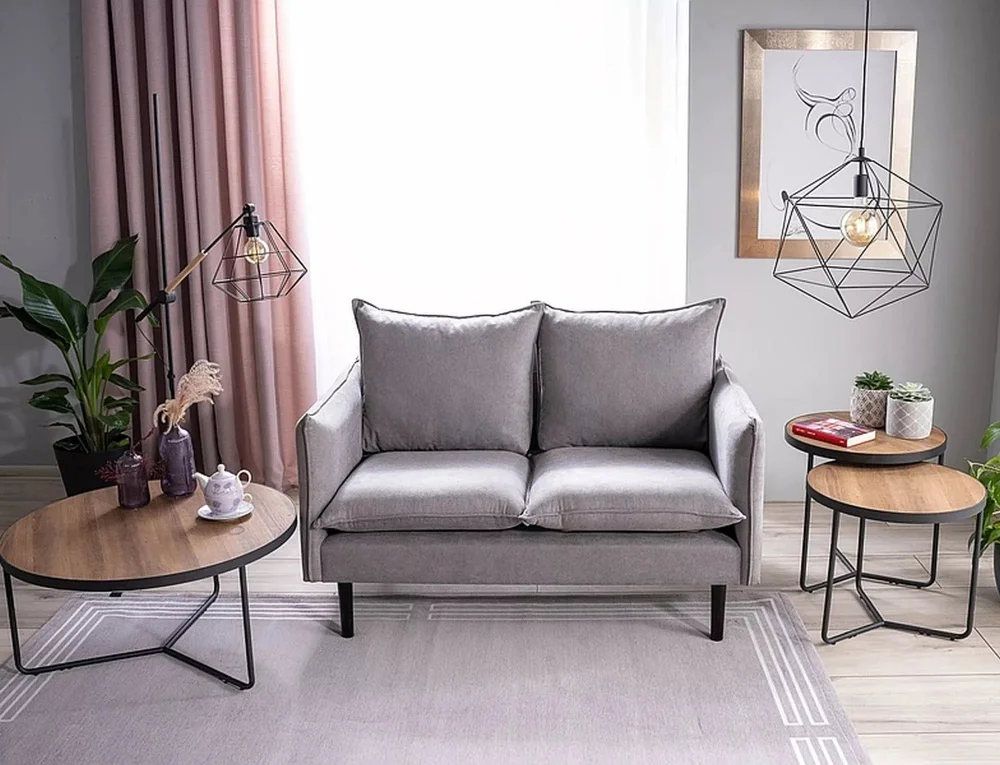 dlya-gostinoy-zhurnalnye-stoliki-zhurnal-demetra-2