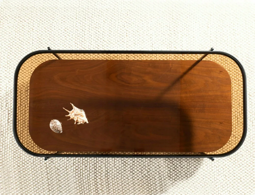 dlya-gostinoy-zhurnalnye-stoliki-zhurnal-prima-a-2