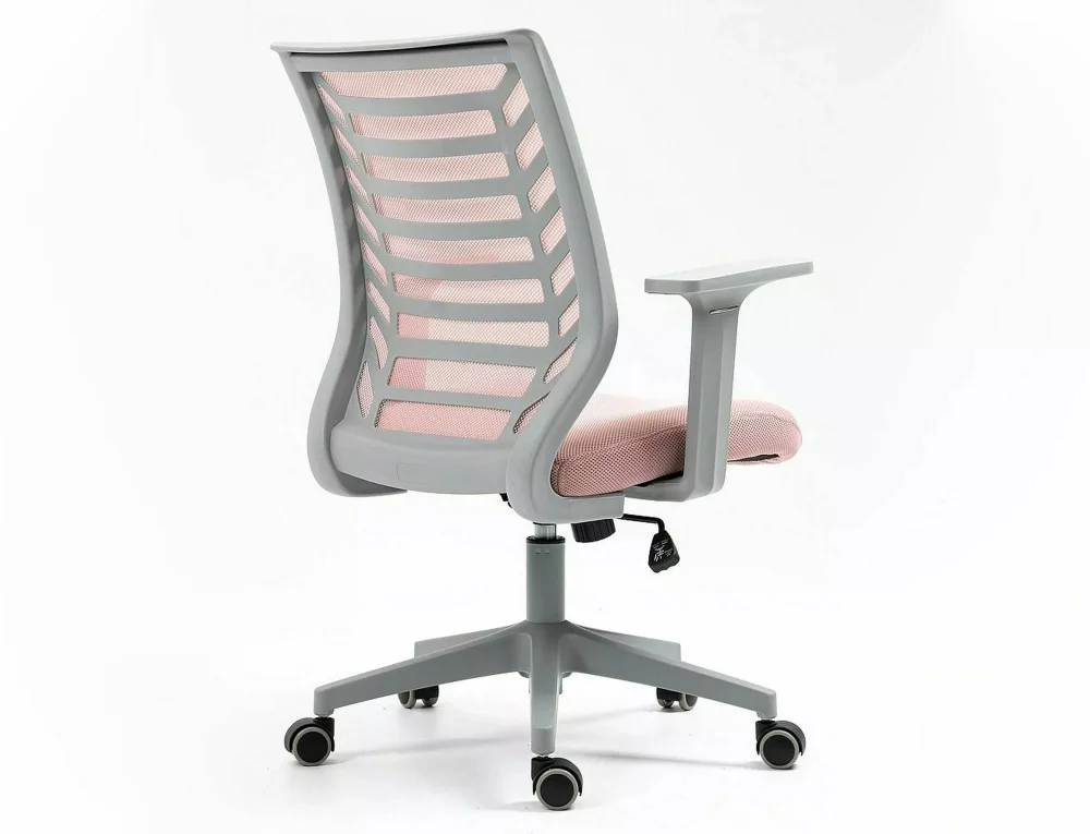 bernu-istabai-datorkresli-datorkresls-q-320-4