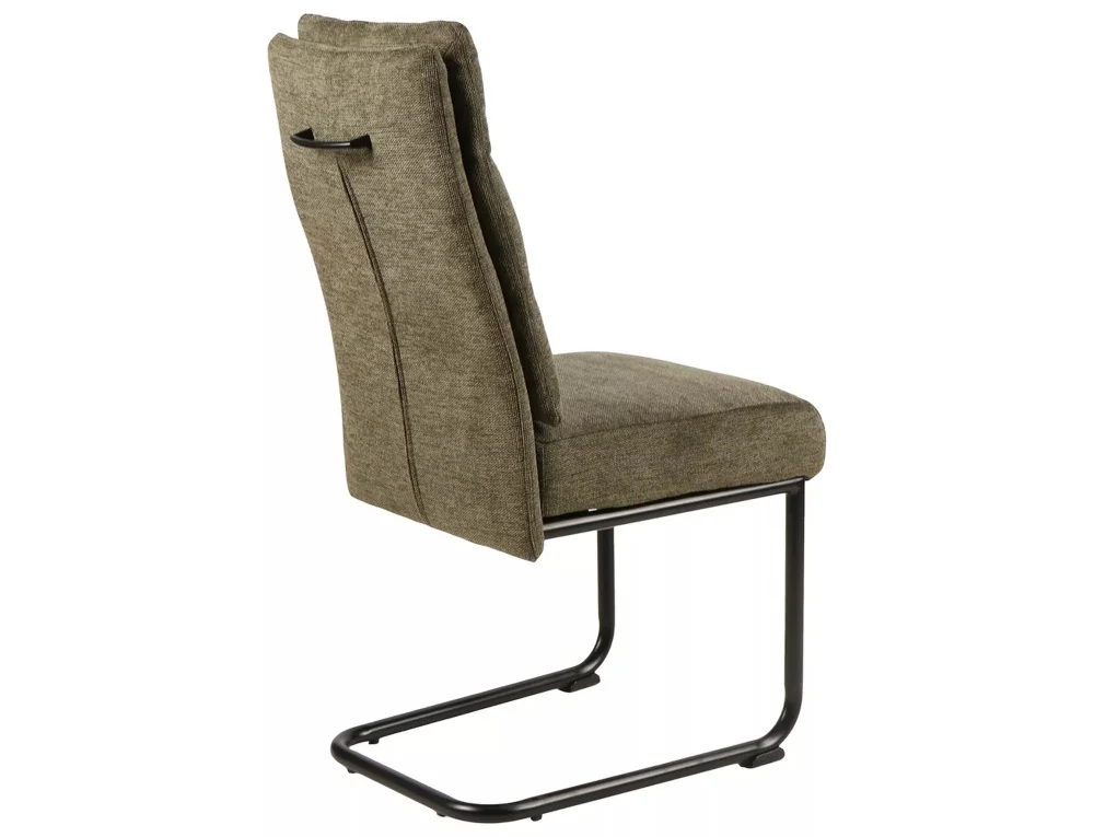 virtuve-kresli-un-taburetes-virtuves-kresls-berry-5