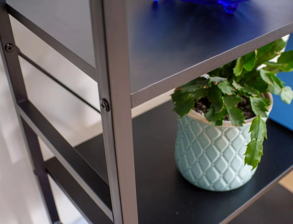 dlya-gostinoy-polki-polka-loft-r5-3