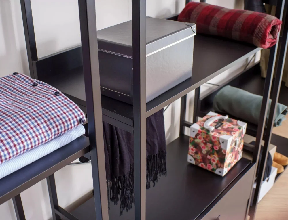 dlya-gostinoy-polki-polka-rin-b-3