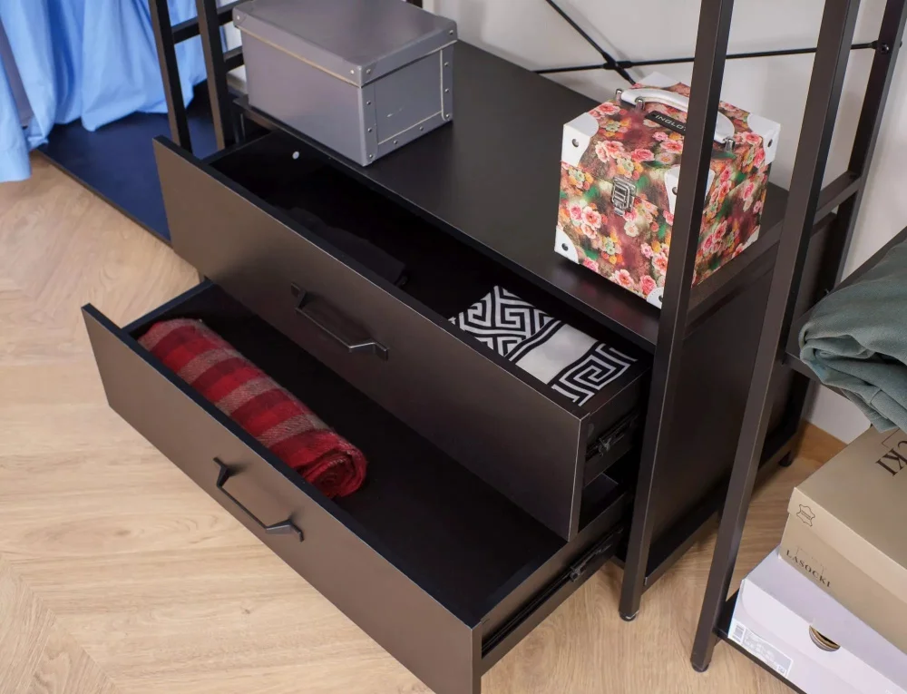 dlya-gostinoy-polki-polka-rin-s-4