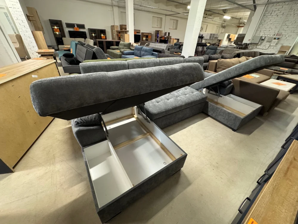 myagkaya-mebel-p-obraznye-uglovye-divany-italiya-xl-u-uglovoy-divan-veter-89-seryy-4