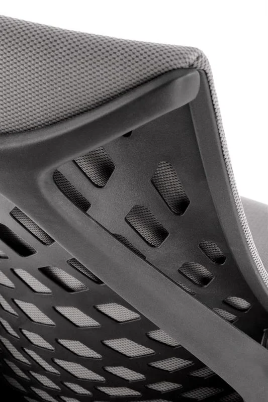 bernu-istabai-datorkresli-datorkresls-rubio-7