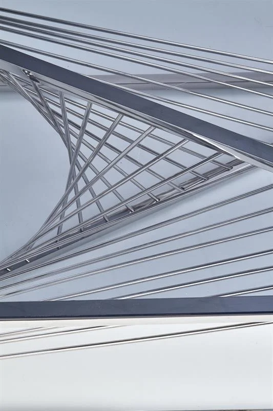 dlya-gostinoy-zhurnalnye-stoliki-kofeynyy-stolik-infinity-9