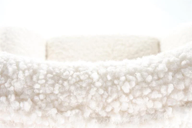 upholstered-furniture-lounge-chairs-lounge-chair-liberto-2