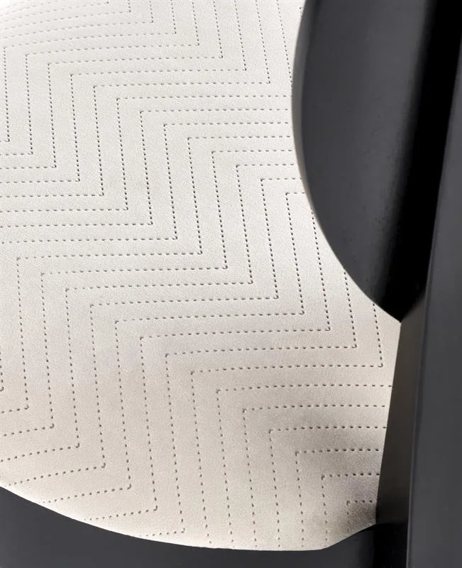 virtuve-kresli-un-taburetes-virtuves-kresls-velo-6