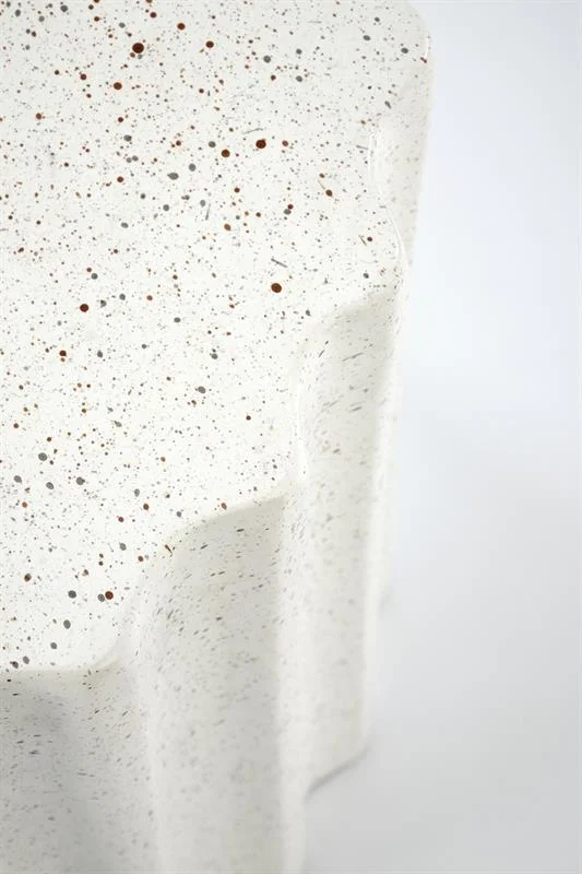 viesistabai-zurnalgaldi-zurnalgalds-fara-5