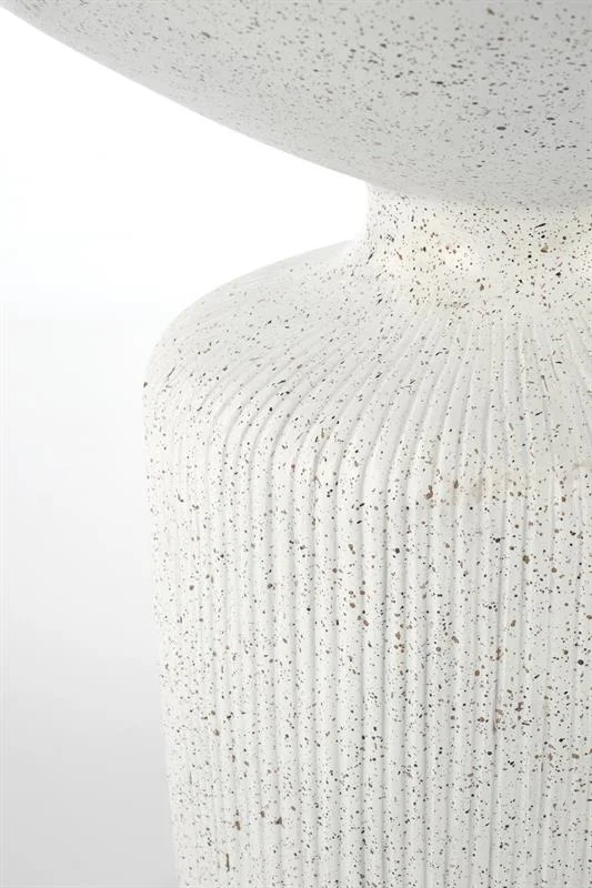 dlya-gostinoy-zhurnalnye-stoliki-kofeynyy-stolik-giza-3