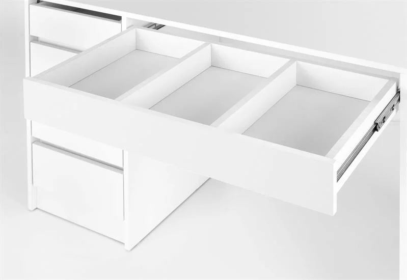 dlya-spalni-tualetnye-stoliki-tualetes-galdins-gollivud-xl-6