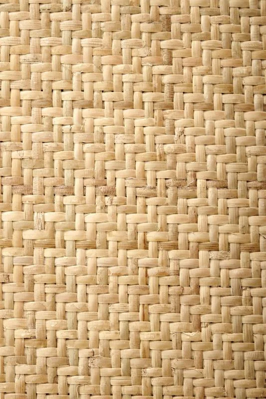 virtuve-kresli-un-taburetes-kresls-k502-3