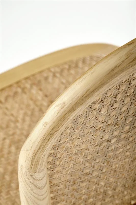 virtuve-kresli-un-taburetes-kresls-k502-4