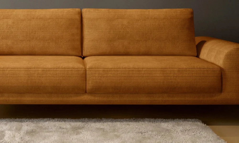 upholstered-furniture-sofas-sofa-capitol-3