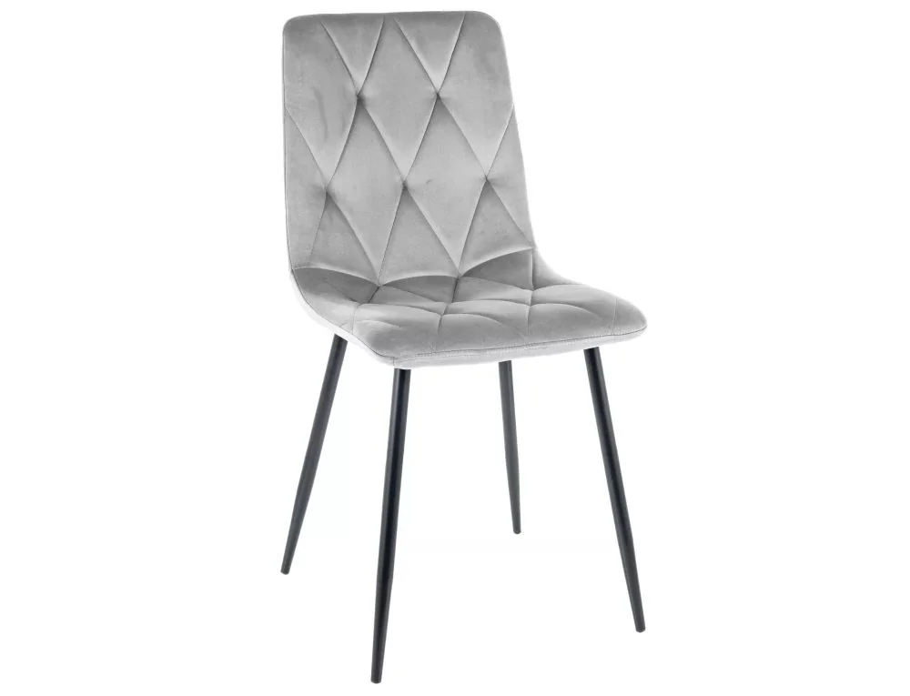 virtuve-kresli-un-taburetes-virtuves-kresls-tom