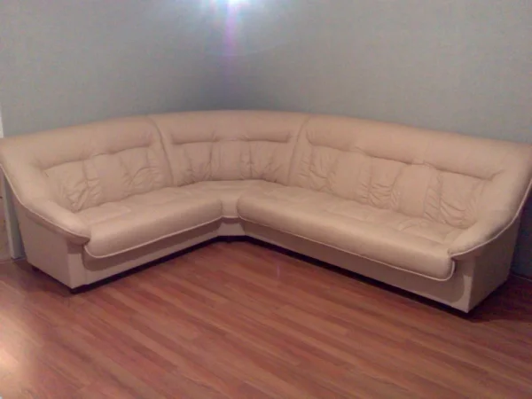 uglovye-divany-kozhanyy-uglovoy-divan-spencer-2n3