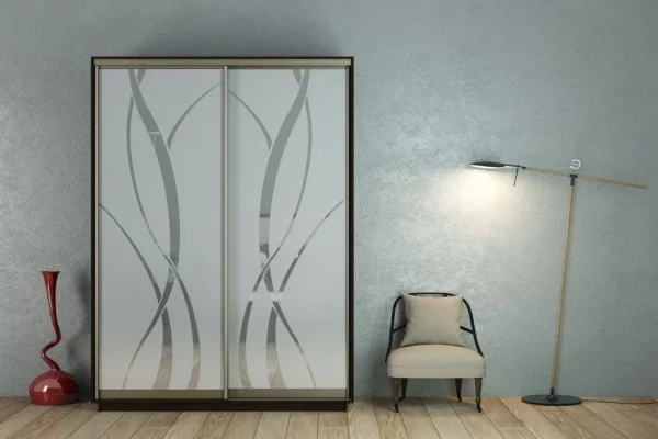 dvukhdvernye-shkafy-shkaf-gt-170-180-45-220-s-gravirovannymi-zerkalami